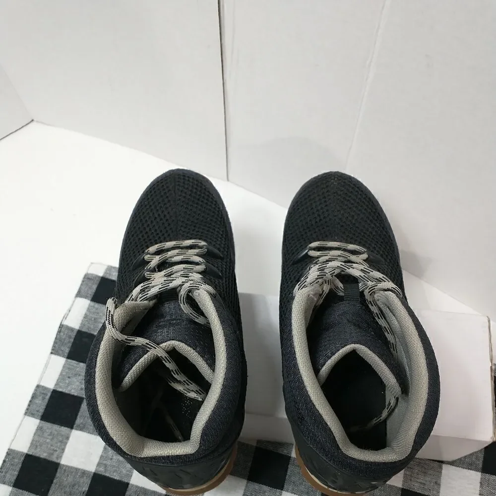 Timberland  Euro Sprint Hiker A3759  Black Boots Youth size 3.5 Like New